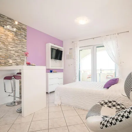 Andjelka-2 By Interhome * Trogir